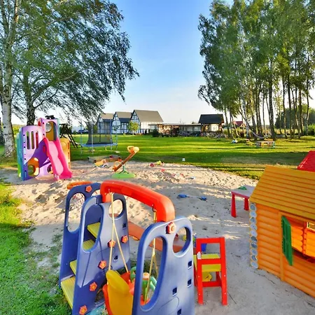 Semesterbostad Large, 2-story Homes With Terraces *