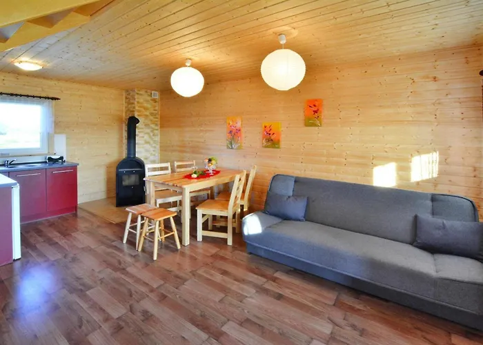 Сasa de vacaciones House In Jaros Awiec Near Tropicana Water Park