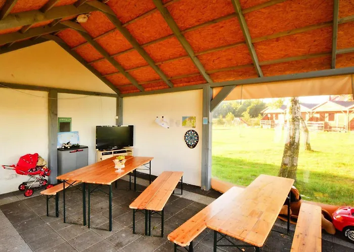 Сasa de vacaciones House In Jaros Awiec Near Tropicana Water Park *